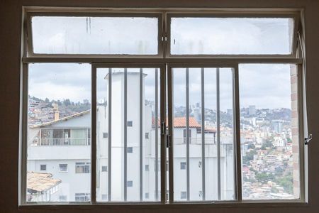 Vista do Quarto 2  de apartamento à venda com 3 quartos, 110m² em Santo Antônio, Belo Horizonte