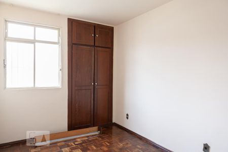 Quarto 1 de apartamento à venda com 3 quartos, 110m² em Santo Antônio, Belo Horizonte