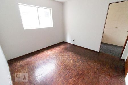 Sala de apartamento para alugar com 1 quarto, 33m² em Rebouças, Curitiba