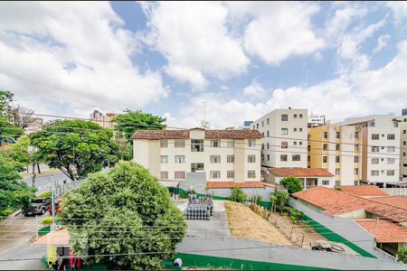 Vista de apartamento à venda com 3 quartos, 90m² em Cidade Nova, Belo Horizonte