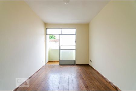 Sala de apartamento à venda com 3 quartos, 90m² em Cidade Nova, Belo Horizonte