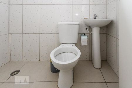 Banheiro de casa à venda com 1 quarto, 70m² em Vila Charlote, São Paulo