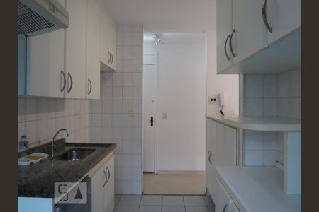 Cozinha de apartamento à venda com 2 quartos, 56m² em Butantã, São Paulo