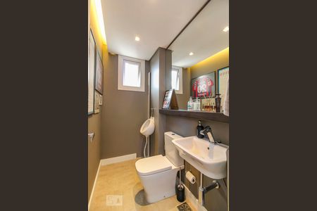 Lavabo de apartamento à venda com 2 quartos, 80m² em Jardim do Salso, Porto Alegre