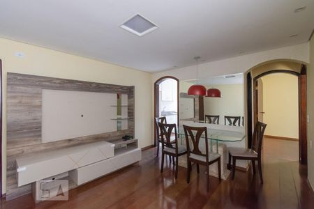 Sala de apartamento para alugar com 2 quartos, 55m² em São José, São Caetano do Sul