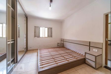 Quarto 1 de casa à venda com 3 quartos, 300m² em Vila Clarice, Santo André