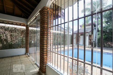 Sala de casa à venda com 4 quartos, 300m² em Jardim das Paineiras, Campinas
