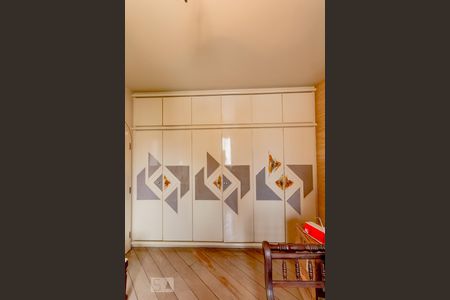 Apartamento para alugar com 350m², 3 quartos e 2 vagas Apartamento para alugar com 350m², 3 quartos e 2 vagasQuarto 3