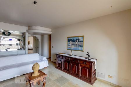 Apartamento para alugar com 350m², 3 quartos e 2 vagas Apartamento para alugar com 350m², 3 quartos e 2 vagasSala 3