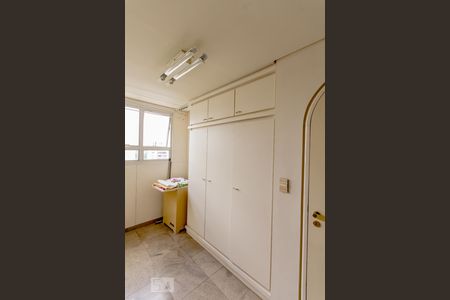 Apartamento para alugar com 350m², 3 quartos e 2 vagas Apartamento para alugar com 350m², 3 quartos e 2 vagasÁrea de serviço