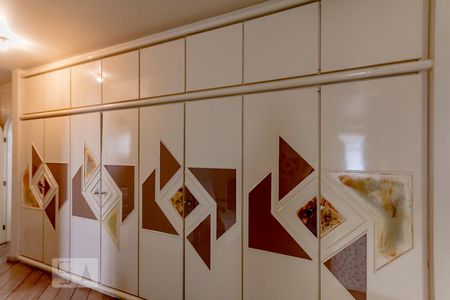 Apartamento para alugar com 350m², 3 quartos e 2 vagas Apartamento para alugar com 350m², 3 quartos e 2 vagasQuarto 1