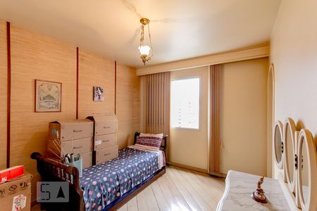 Apartamento para alugar com 350m², 3 quartos e 2 vagas Apartamento para alugar com 350m², 3 quartos e 2 vagasQuarto 3