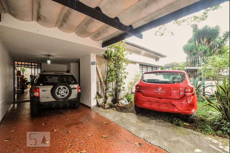 Garagem de casa à venda com 3 quartos, 300m² em Santo Amaro, São Paulo