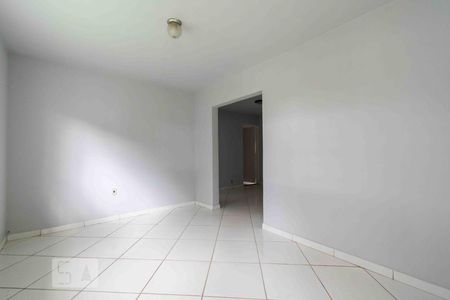 Sala 01 de casa para alugar com 5 quartos, 150m² em Guará I, Brasília