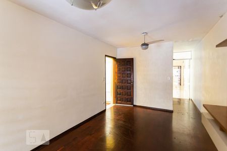 Sala de casa à venda com 3 quartos, 120m² em Jardim Ester Yolanda, São Paulo