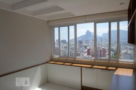 Quarto 1 de apartamento à venda com 2 quartos, 75m² em Ipanema, Rio de Janeiro