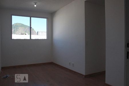 Sala de apartamento à venda com 2 quartos, 55m² em Vargem Pequena, Rio de Janeiro