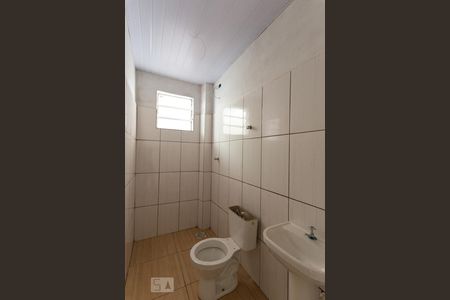 Banheiro de casa para alugar com 2 quartos, 76m² em Glória, Belo Horizonte