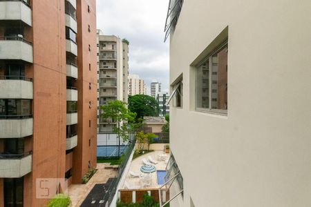 Vista de apartamento para alugar com 3 quartos, 135m² em Moema, São Paulo