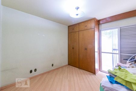 Quarto 1 Suíte de apartamento para alugar com 3 quartos, 135m² em Moema, São Paulo