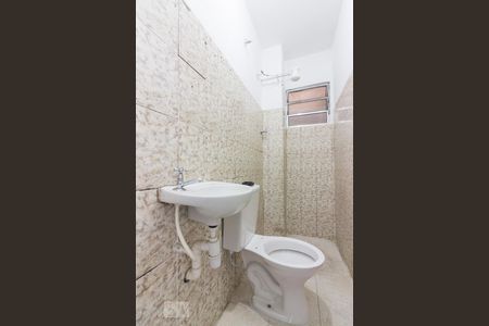 Banheiro de apartamento para alugar com 1 quarto, 30m² em Vila Pereira Barreto, São Paulo