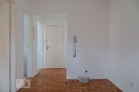 Sala de apartamento para alugar com 1 quarto, 38m² em Liberdade, São Paulo