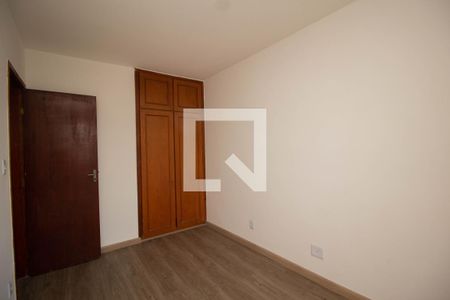 Quarto 1 de apartamento à venda com 2 quartos, 57m² em Vila Albertina, São Paulo