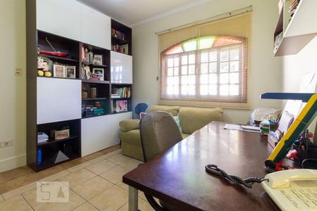 Escritório de casa à venda com 3 quartos, 350m² em Vila Guilhermina, São Paulo