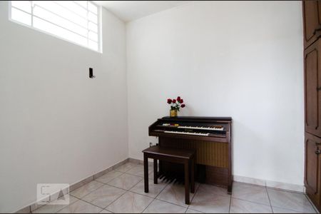 Entrada de casa para alugar com 5 quartos, 228m² em Jardim Proença, Campinas