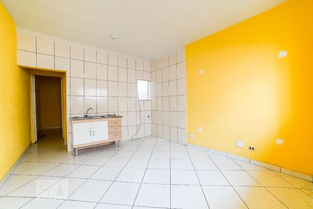 Sala - Cozinha de casa para alugar com 1 quarto, 30m² em Jardim Guanca, São Paulo