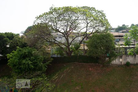 VISTA SALA de apartamento à venda com 2 quartos, 53m² em Vila Amélia, São Paulo