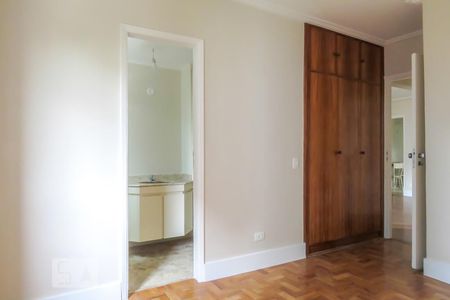 Suíte  de apartamento para alugar com 2 quartos, 76m² em Vila Uberabinha, São Paulo