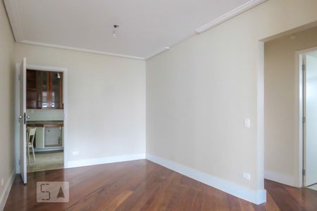 Sala  de apartamento para alugar com 2 quartos, 76m² em Vila Uberabinha, São Paulo