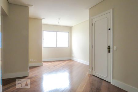 Sala  de apartamento para alugar com 2 quartos, 76m² em Vila Uberabinha, São Paulo