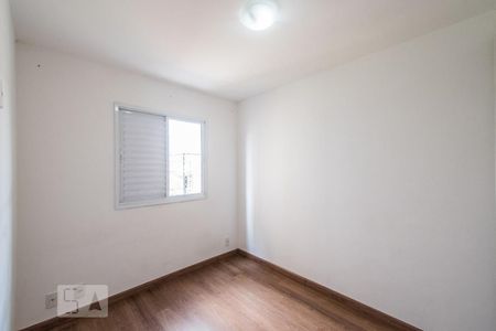 Quarto 1 de apartamento para alugar com 2 quartos, 46m² em Vila Caraguatá, São Paulo