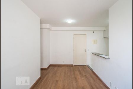 Sala de apartamento para alugar com 2 quartos, 46m² em Vila Caraguatá, São Paulo