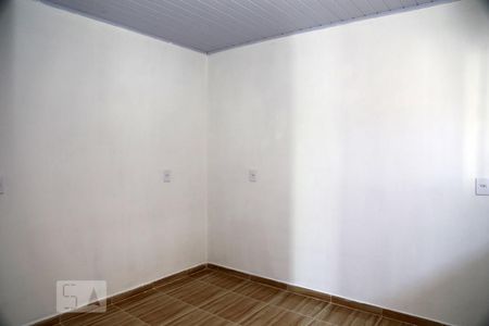 Quarto de apartamento para alugar com 1 quarto, 25m² em Parque Pinheiros, Taboão da Serra