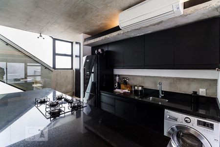Cozinha de casa à venda com 1 quarto, 113m² em Vila Madalena, São Paulo