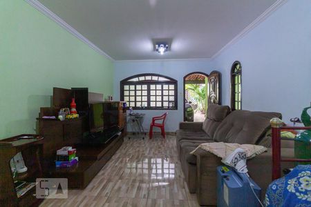 Sala de casa para alugar com 3 quartos, 150m² em Centro, Osasco