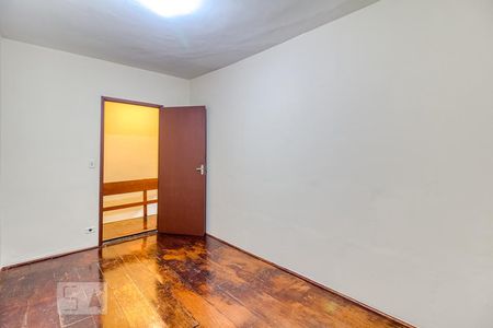 Segundo dormitório de casa para alugar com 3 quartos, 150m² em Planalto Paulista, São Paulo