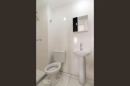 Banheiro  de apartamento para alugar com 2 quartos, 40m² em Sítio da Figueira, São Paulo