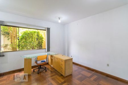 Escritório de casa para alugar com 3 quartos, 300m² em Jardim Sílvia, Santo André