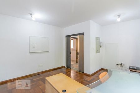 Escritório de casa para alugar com 3 quartos, 300m² em Jardim Sílvia, Santo André