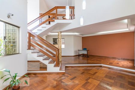 Sala de casa para alugar com 3 quartos, 300m² em Jardim Sílvia, Santo André