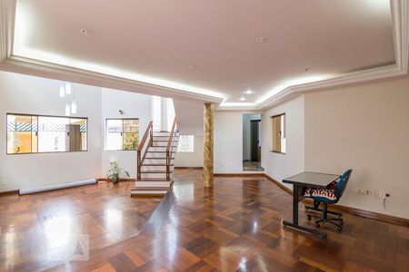 Sala de casa para alugar com 3 quartos, 300m² em Jardim Sílvia, Santo André