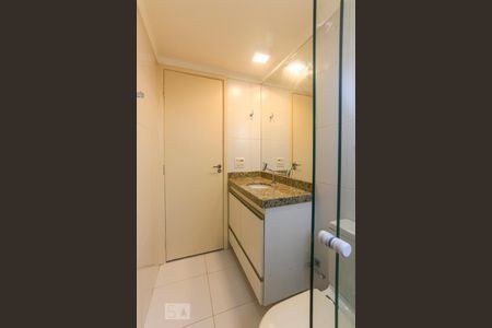 Banheiro de apartamento para alugar com 1 quarto, 45m² em Vila Mariana, São Paulo