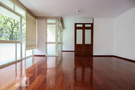 Sala de apartamento para alugar com 3 quartos, 235m² em Cerqueira César, São Paulo