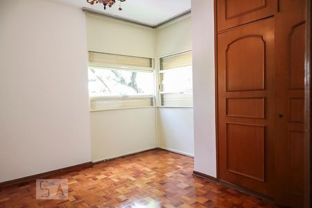 Quarto 1 de apartamento para alugar com 3 quartos, 235m² em Cerqueira César, São Paulo