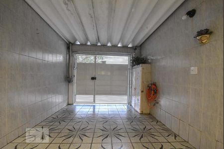 Garagem de casa à venda com 3 quartos, 250m² em Vila São Francisco (zona Sul), São Paulo