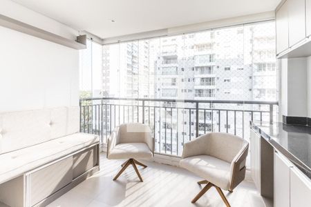 Varanda Sala de apartamento à venda com 2 quartos, 60m² em Vila Anastácio, São Paulo